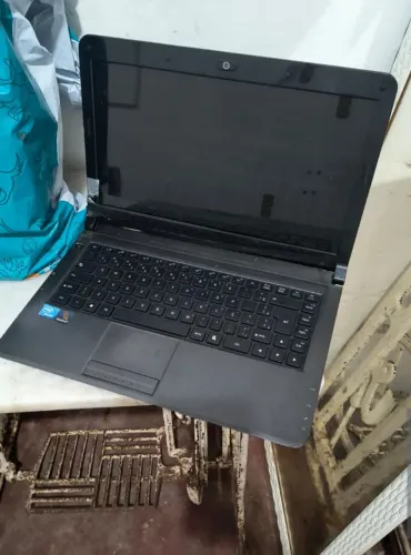 Notebook Positivo sim+com capa protetora