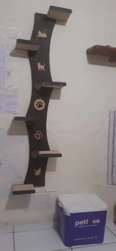 Árvore com degraus para gatos