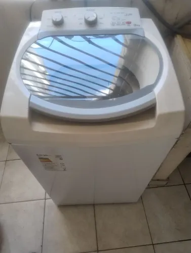 Máquina de lavar Brastemp 9 KG (Conservada)