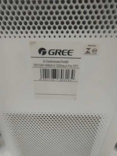 AR CONDICIONADO PORTÁTIL GREE 12000 BTUS NOVINHO.