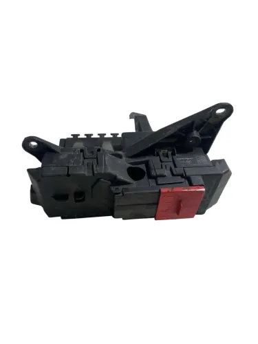 Caixa fusível bateria mercedes C200 2023 a 2025 a2065409801