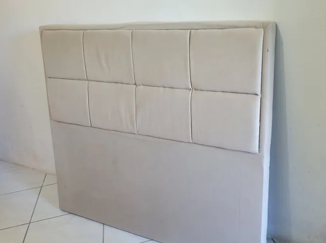 Cabeceira Estofada cama de casal tecido suede bege
