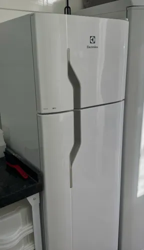 Geladeira Eletrolux Duplex 218 litros