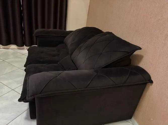 Sofá Retrátil Marrom Escuro - 1,90 m | R$ 1.499 à vista