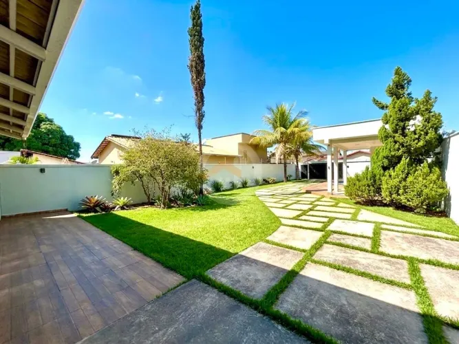 Casa com piscina na Vila Rezende para vender , Goiânia/GO