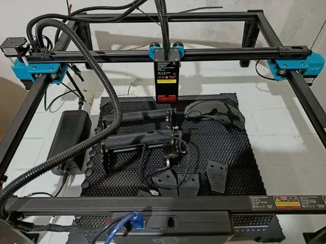 Laser TTS-20 Pro 20W + Rotativo + Air Assist + Colmeia - Kit Completo Seminovo