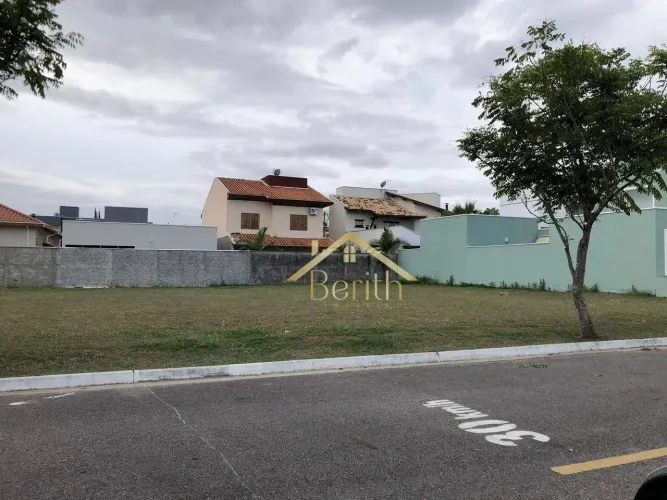 Terreno à venda, 275 m² por R$ 350.000,00 - Campos do Conde Versailles - Tremembé/SP