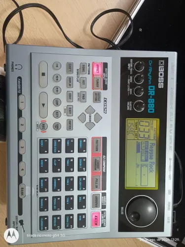 Bateria eletrônica programável