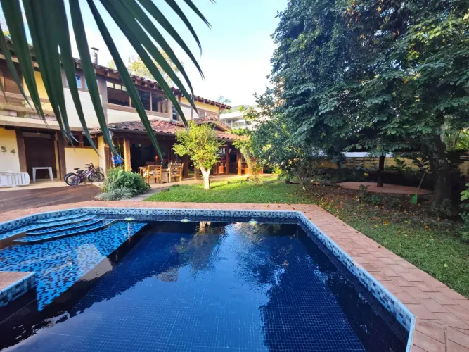 Locação de Casa em Toque Toque Pequeno, Condomínio Fechado