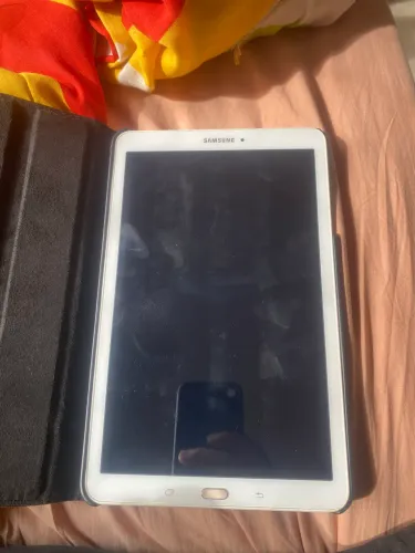 Samsung Galaxy Tab E SM-T560 - Excelente Estado + Capa