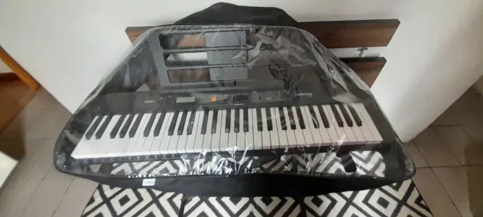 Teclado Casio: Casiotone CT-S200