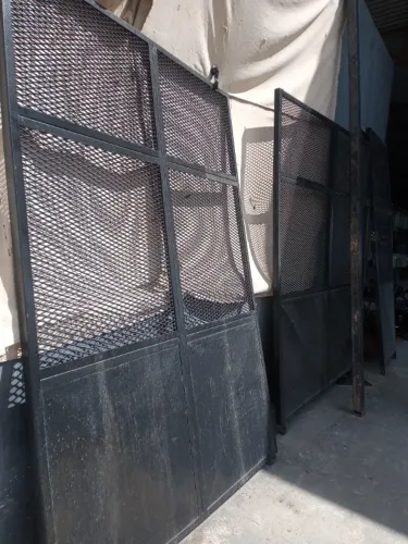 PORTÃO DE FERRO