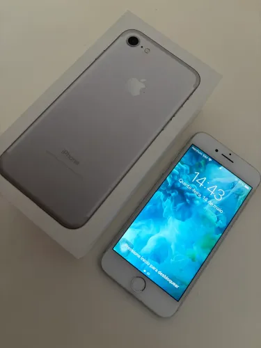 iPhone 7 32gb + acessórios