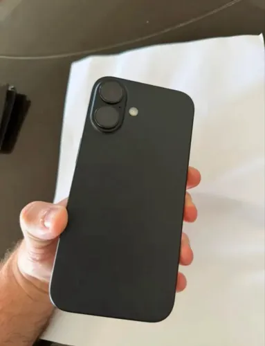 IPHONE 16 256GB seminovo 1 ano de uso!
