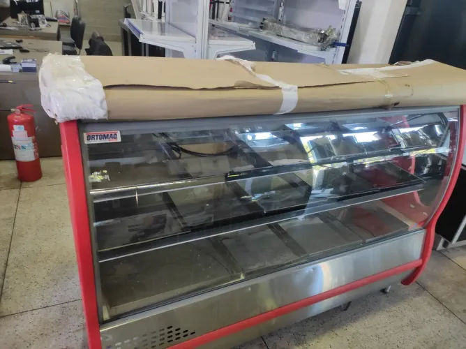 Balcão Expositor Refrigerado Açougue Avícola 1,75m ECAV 175 Vermelho Polar