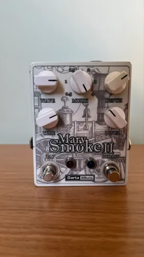 Pedal tremolo Mary Smoke II