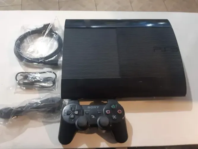 PS3 super slim hen 4.92 bem novinho l0ja com + de 15mil jogos para baixar grátis 