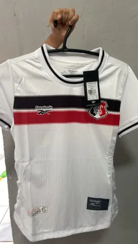 Camisa feminina do Santa Cruz