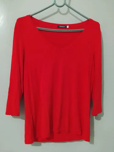 Blusa Rabusch gola V vermelha M