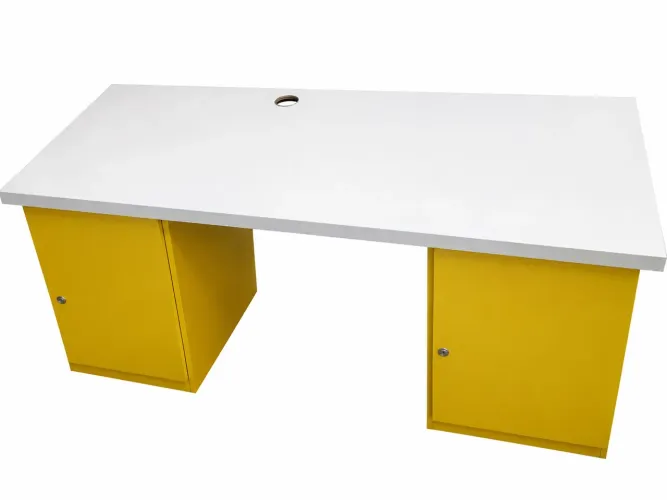 Mesa de escritório desmontável