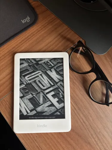 Kindle 10ª Geração Branco - Impecável | Pouquíssimo uso | Acessórios inclusos