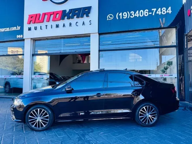 Volkswagen Jetta Comfortline 1.4 TSI 16V 4P Aut. 2018