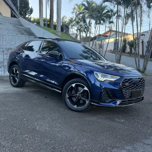 Audi Q3 SPB Perf. Black 2.0 TFSI Tipt. Quat. 2023