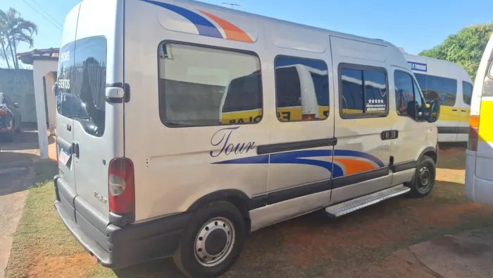 Renault Master 2.5 DCI Executivo 115cv 16L Dies 2013