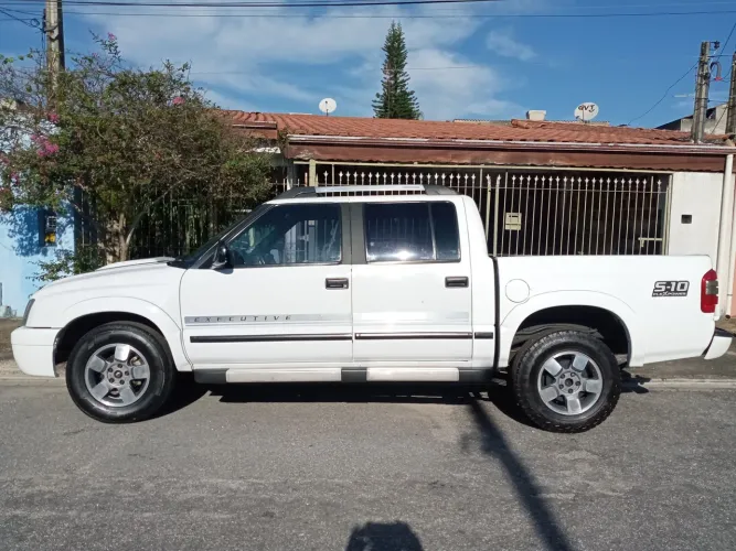 Chevrolet S10 P-up Executive 2.4 MPFI F.power CD 2011