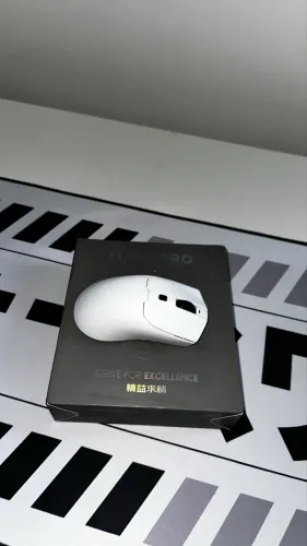 Delux M700 PRO sensor PAW3395