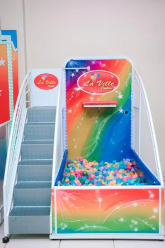 Vendo Tombo Legal para espaço infantil/ salão de festas