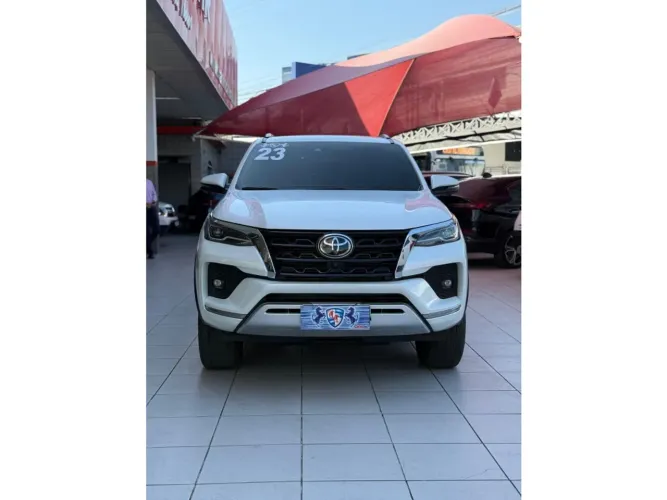 Toyota Hilux SW4 4X4 2.8 Diesel 2023