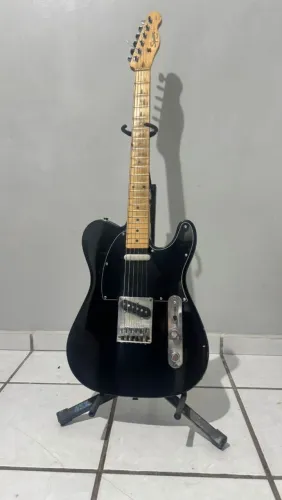 VENDO GUITARRA SQUIER TELECASTER + PEDAL GUVNOR TONE DEMON FX