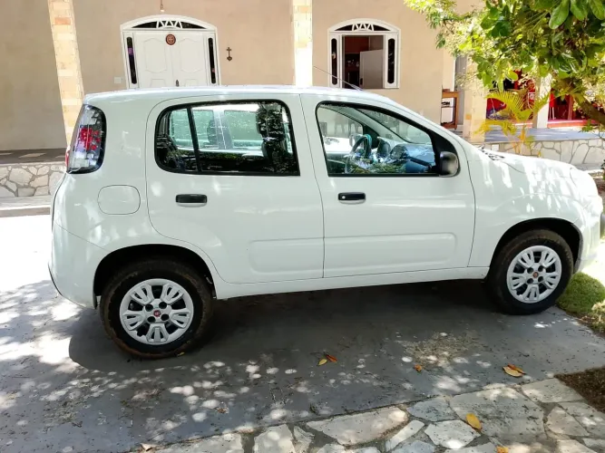 Fiat Uno Attractive 1.0 EVO Fire Flex 8V 5P 2020