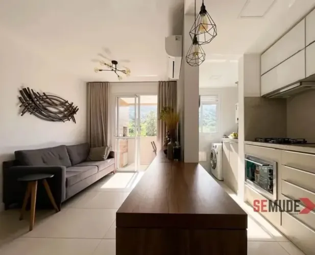 Apartamento 2 dormitórios no bairro Itacorubi