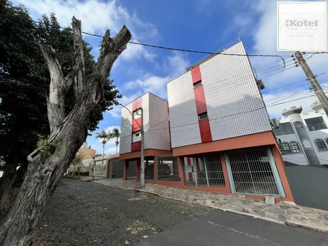Apartamento reformado de um quarto próximo da PUC