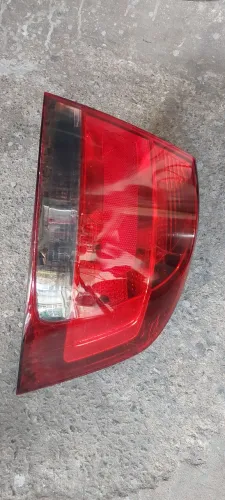 Lanterna Voyage G5 original lado direito.