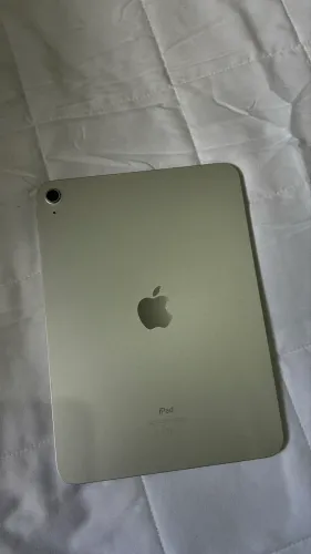 iPad Apple 10ª Geração - 64 GB - Prata