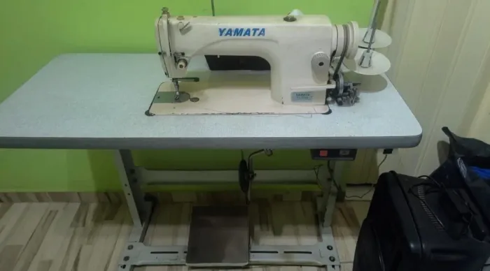Máquina Industrial Yamata FY8700 Completa