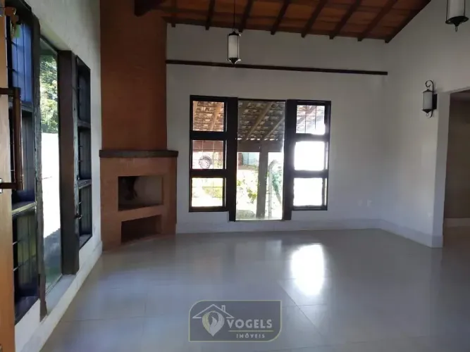 CASA À VENDA NO CONDOMÍNIO ANA HELENA EM JAGUARIÚNA/SP COM 3 DORMITÓRIOS E TERRENO DE 500 