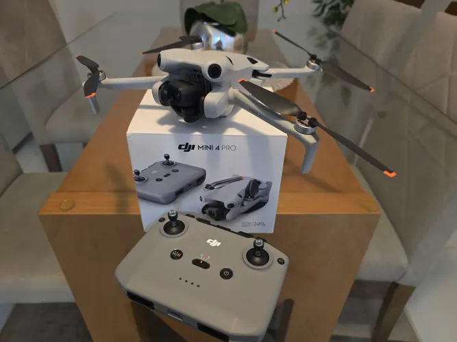 Drone DJi Mini 4 Pro Novo - Controle + Uma Bateria - Melhor Preço - Com Nota