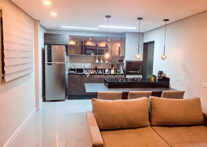 Casa com 3 quartos, sendo uma suíte para alugar - Jardim Wanel Ville