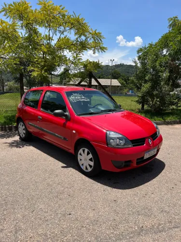 Renault Clio Hi-flex 1.0 16V 3P 2011