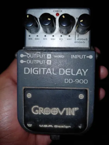 Pedal semi novo