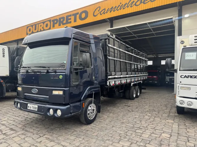 Cargo 815 truck top laine boiadeira 