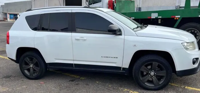 Jeep Compass Sport 2.0 16V 156cv 5P 2013