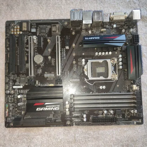 Placa-mãe Gigabyte H270-Gaming 3 - Leia a descrição