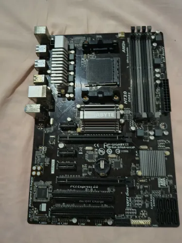 PLACA MÃE GIGABYTE - Gigabyte GA-970A-DS3P