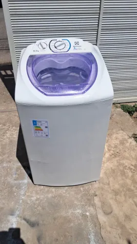 Máquina de lavar 8,5kg em ótimo estado de uso