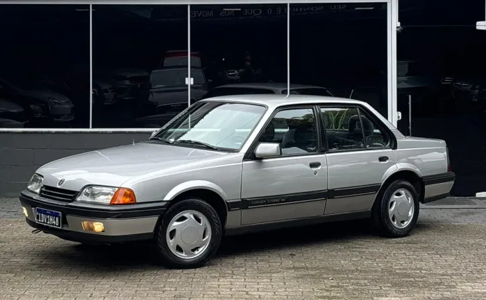 Chevrolet Monza Classic SE 2.0 /mpfi E EFI 2P E 4P 1992